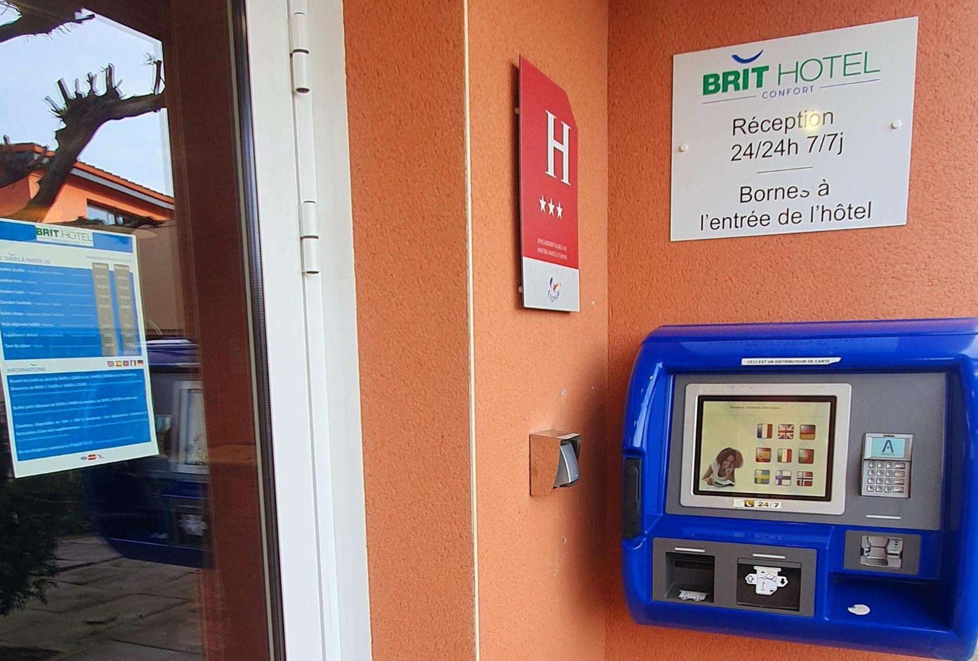Brit Hotel Confort Montauban Exterior photo